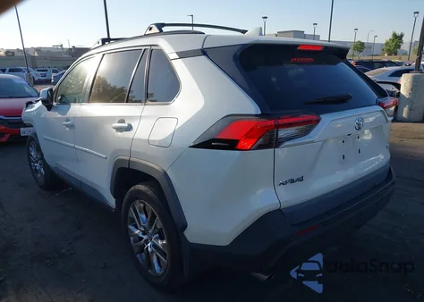 2021 Toyota Rav4 Xle Premium из США, поврежденный, VIN 2T3C1RFV0MW113191